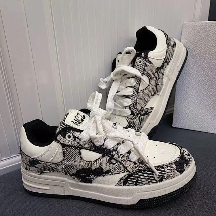 Sneakers in tela uomo e donna nere e bianche basse_voghion.com