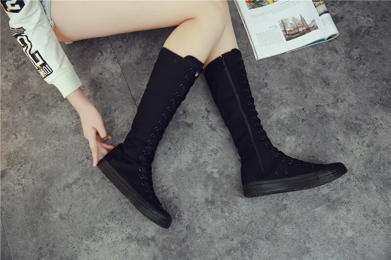 Botas altas de lona preta para mulher com absorção de choque_voghion.com