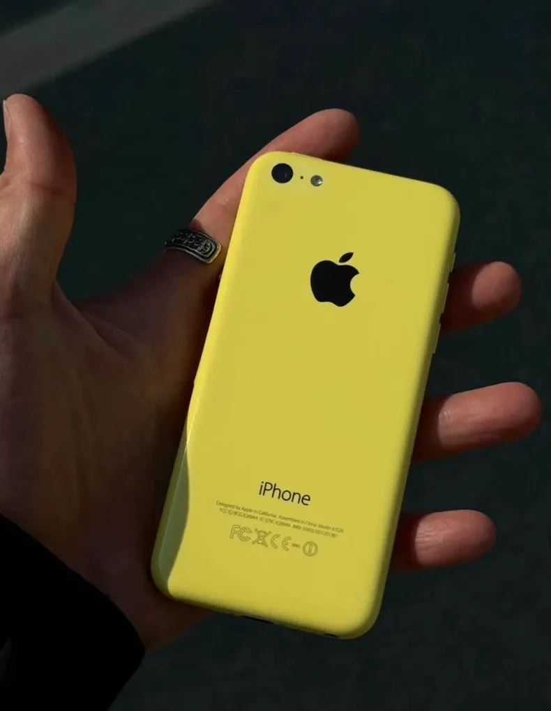 Apple IPhone 5c Kilitsiz Akıllı Telefon 4 İnç Yi TL3,572.99