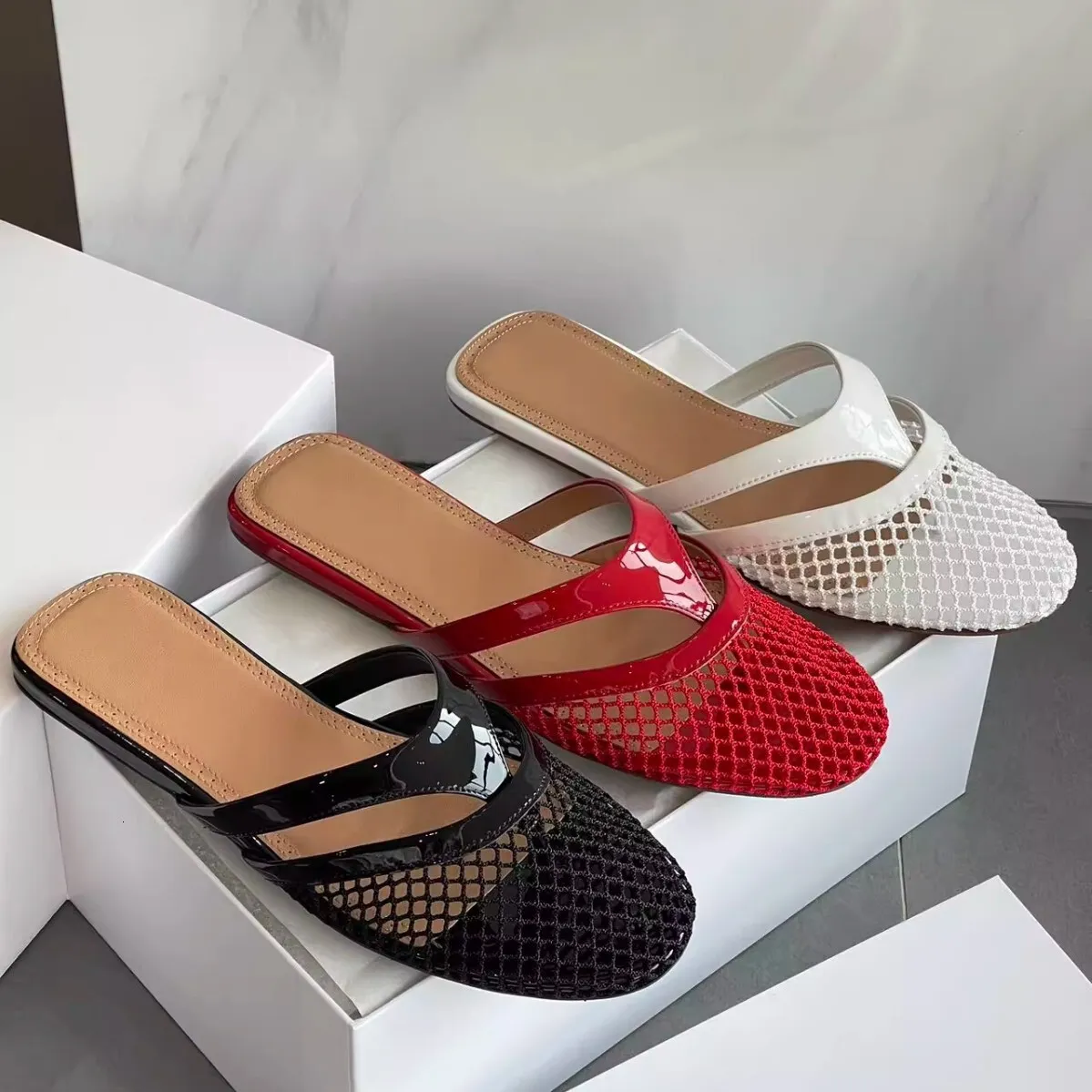 Womens Mesh And Patent Leather Slide Sandals Flat Backless Mules_voghion.com
