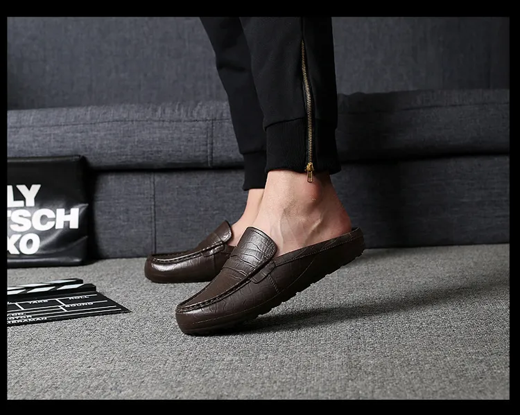 Men's Brown Crocodile Pattern Leather Mules Casual Slip On Shoes_voghion.com