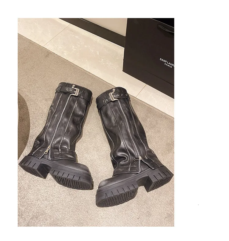 Botas altas de couro vintage para mulher com fivela e fecho_voghion.com