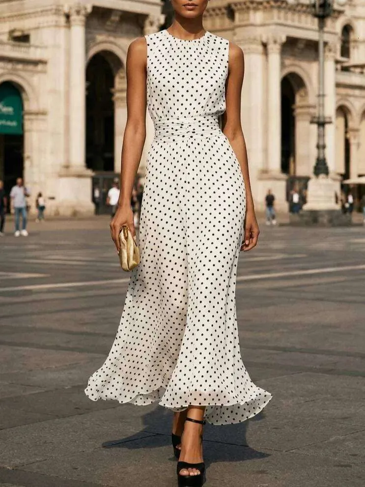 formal dresses for women with belly 40 Stylish Mother of the Bride that Hide Discount_70-79