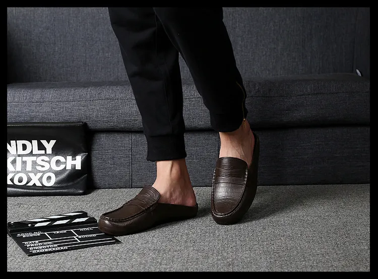 Men's Brown Crocodile Pattern Leather Mules Casual Slip On Shoes_voghion.com