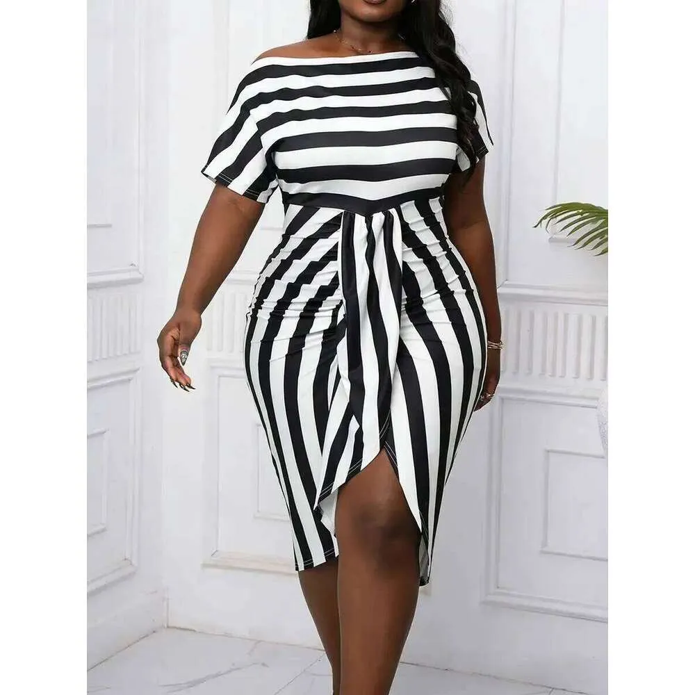 black and white dresses for plus size Wedding Its the ideal option for plus Plus Size - Collared Tea