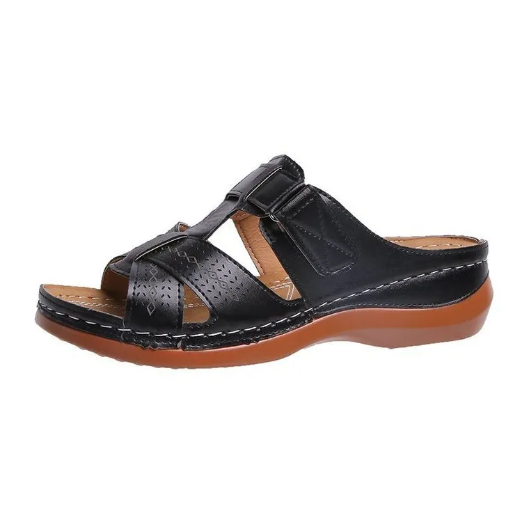 Spedizione gratuita 2026 Nuove scarpe da donna di tendenza Sandali alla moda stile europeo e americano retrò tinta unita suola spessa_voghion.com