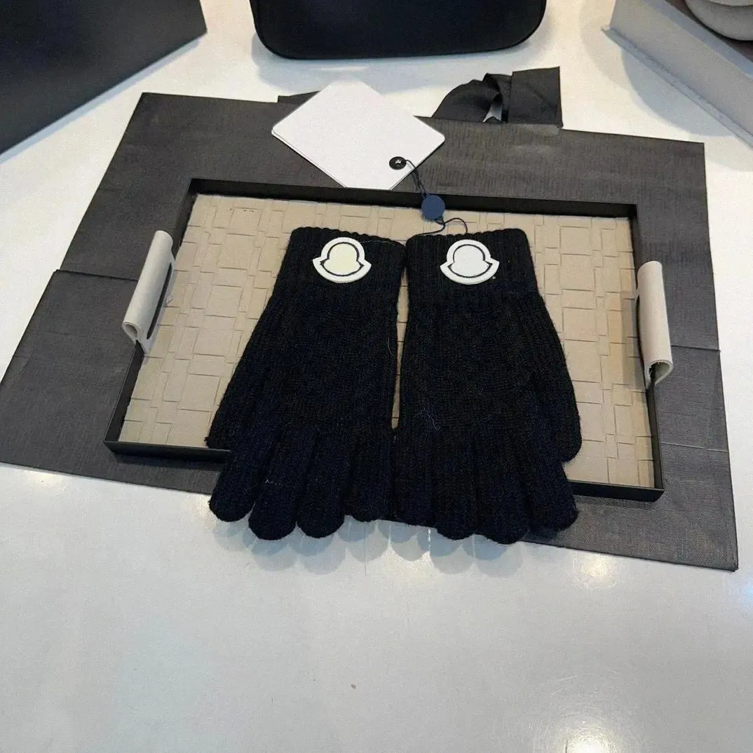 Designer Winter Gloves – Real Leather, Cold‑Proof, Touch‑Screen – 10% OFF Deal