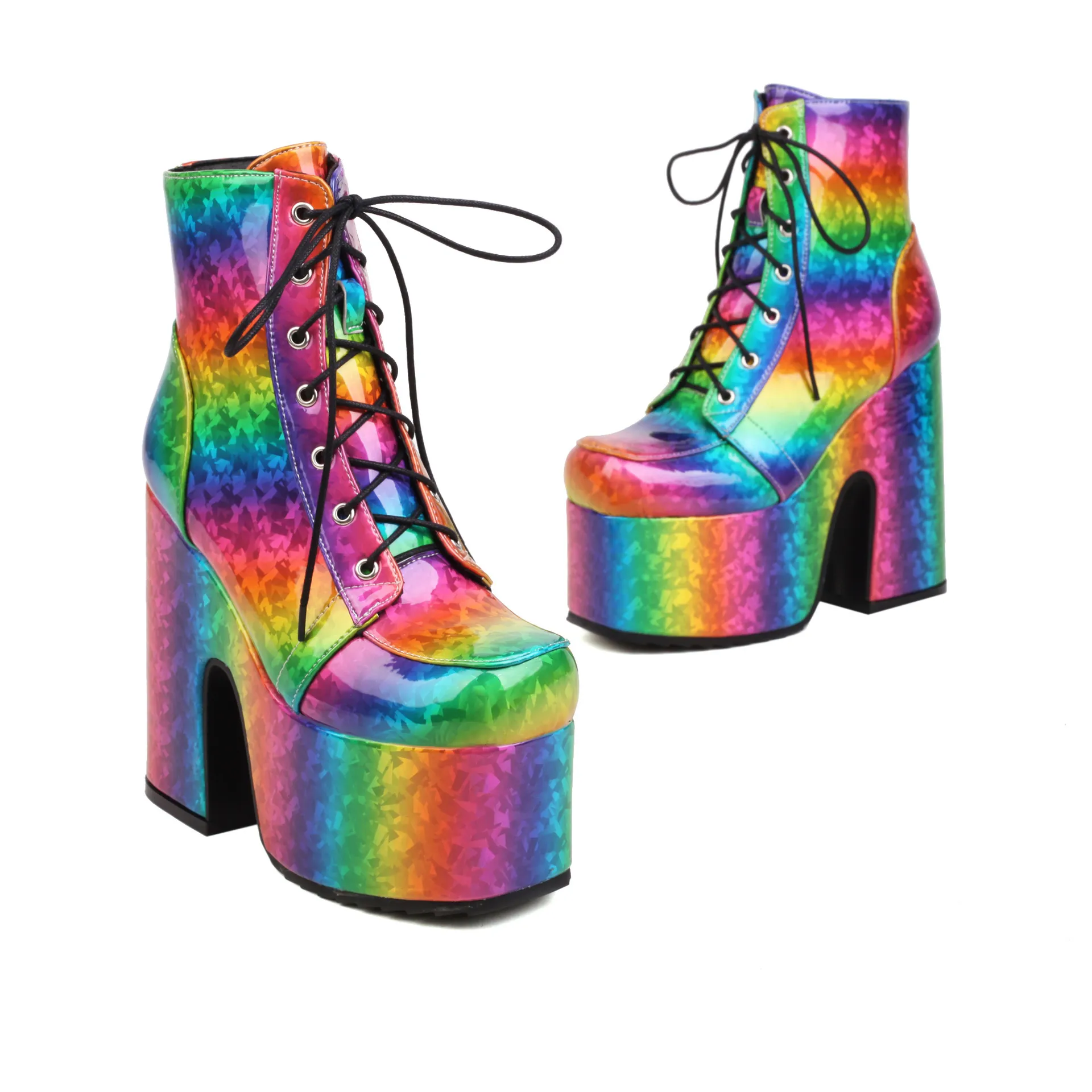Botas de plataforma holográficas arco-íris com salto bloco_voghion.com