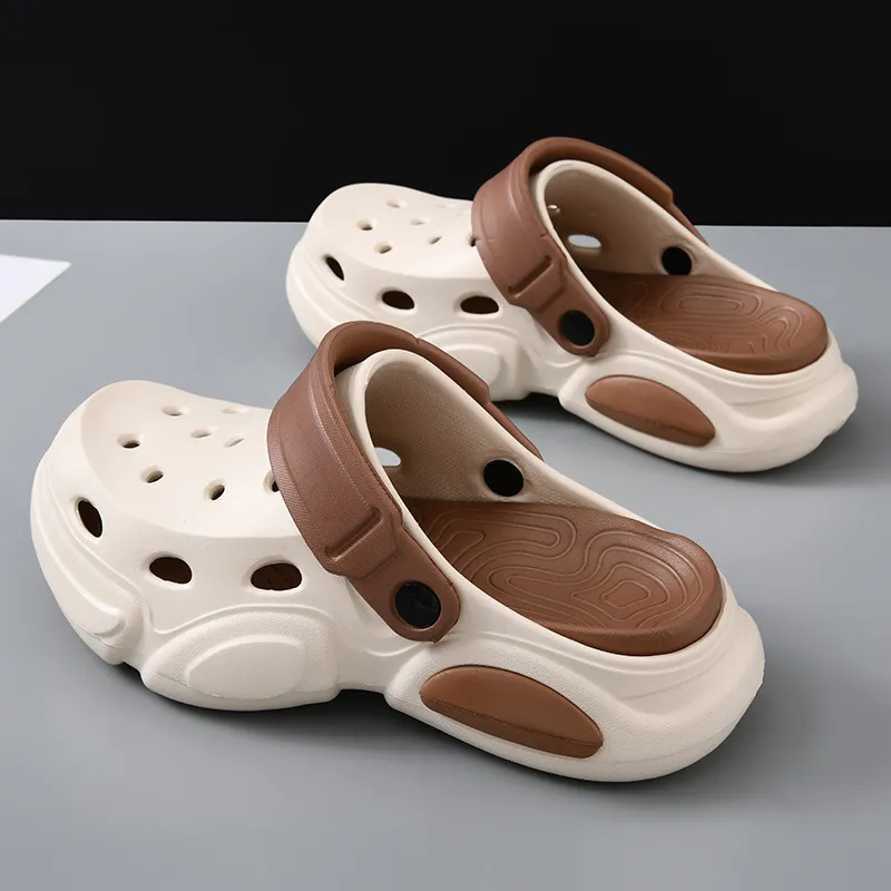 Zoccoli unisex con plateau, design classico traforato e soletta imbottita morbida, ideali per l'uso quotidiano e le uscite casual._voghion.com
