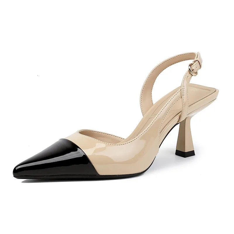 Décolleté da donna con cinturino posteriore, design classico a punta, soletta morbida imbottita, ideali per gli spostamenti quotidiani e per un look casual-elegante._voghion.com