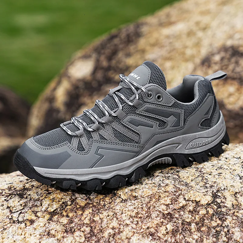 Scarpe da trekking da uomo per attività all'aperto, con tomaia in mesh traspirante e suola robusta antiscivolo, ideali per trekking e alpinismo._voghion.com
