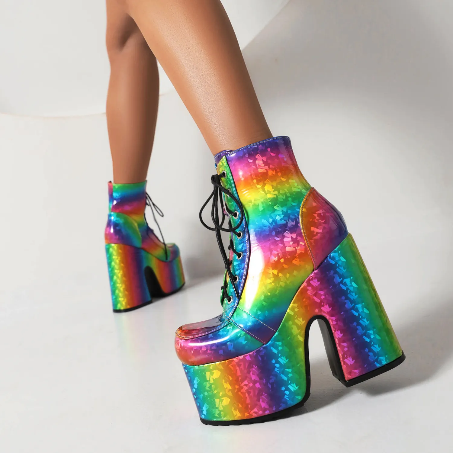 Botas femininas de cano curto com plataforma holográfica arco-íris, cadarço, zíper lateral, salto bloco grosso, perfeitas para festas e festivais._voghion.com