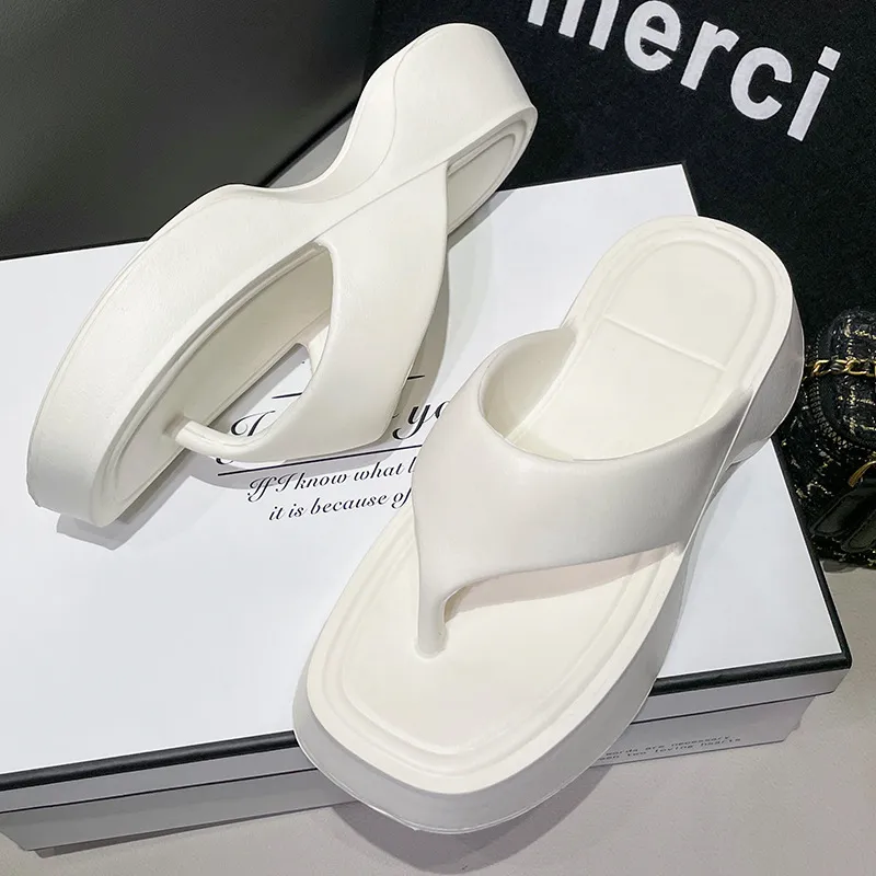 Women Fashions EVA Slippers Female Wedges Flip Flops Girl Soft Non Slip Outdoor Sandals Adults Solid Color Beach Shoes_voghion.com