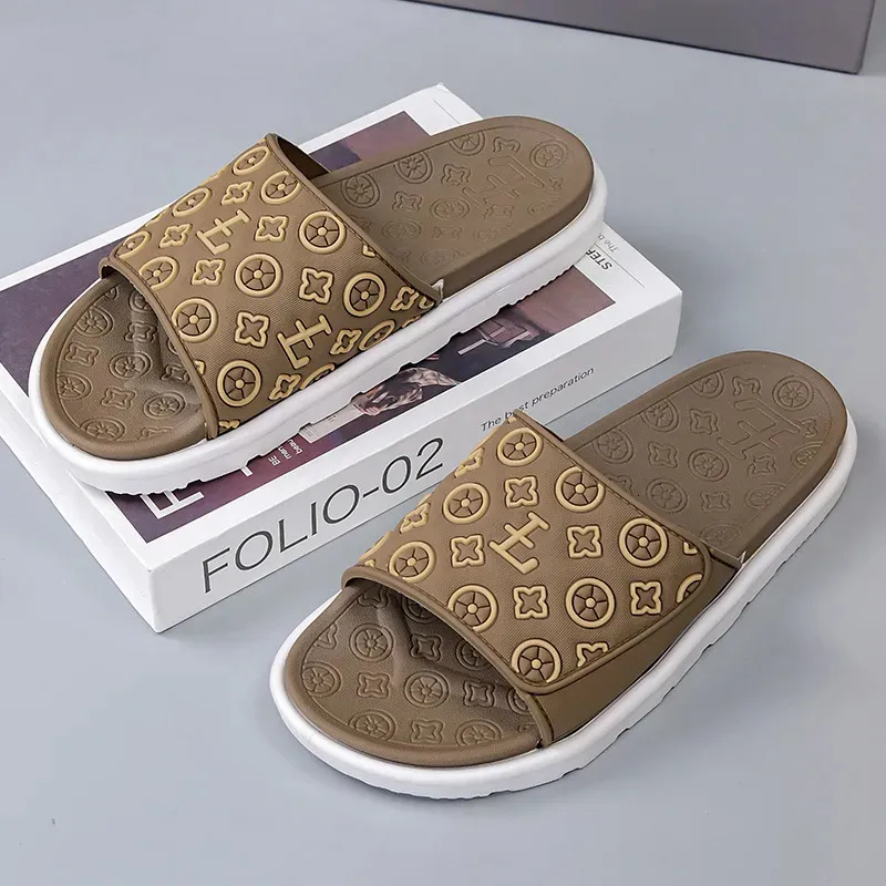 Nieuwe designer slippers voor de zomer, antislip, zachte zool, casual sandalen voor dames, geschikt voor buiten._voghion.com