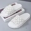 Nieuwe designer slippers voor de zomer, antislip, zachte zool, casual sandalen voor dames, geschikt voor buiten._voghion.com