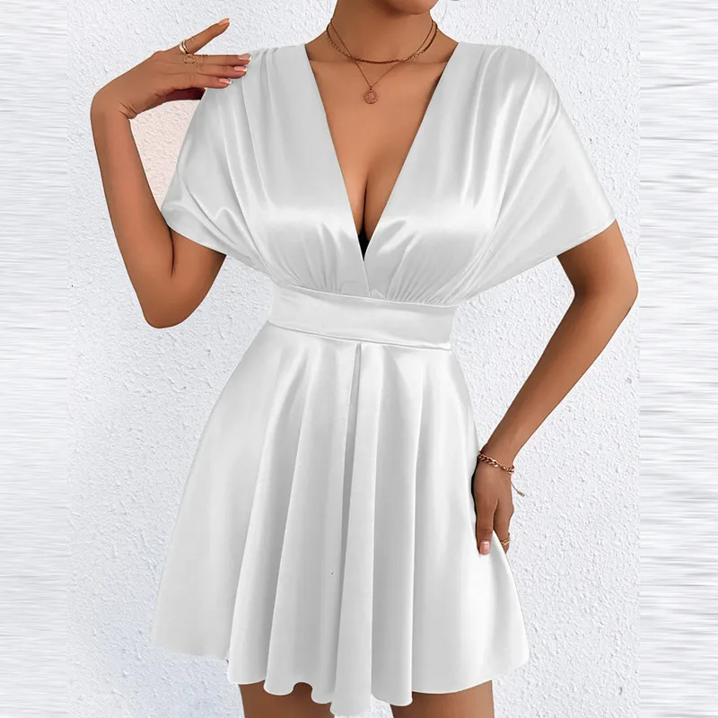 low cut summer dresses Elegant Satin V Neck A Line V Neck Dress For Women ... From Starclothes66, Rs.2,743.08 SIZE:L / 10-12 p.lucknowi mini sundress Long Sleeves Sky Blue based brand house of