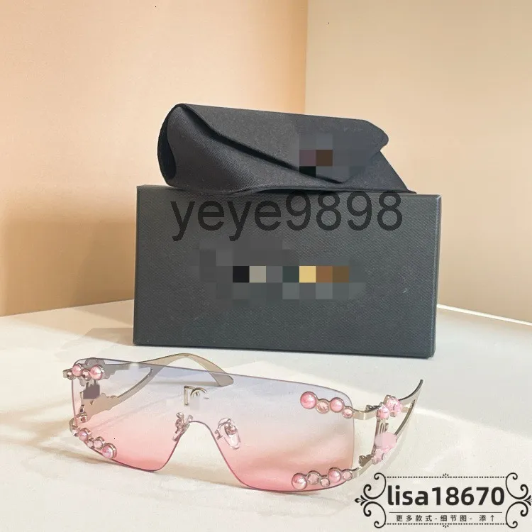Luxury Designer Square Sunglasses for Women & Men – Gold & Silver, Same Style as Gabbannalies – $33.83 Deal