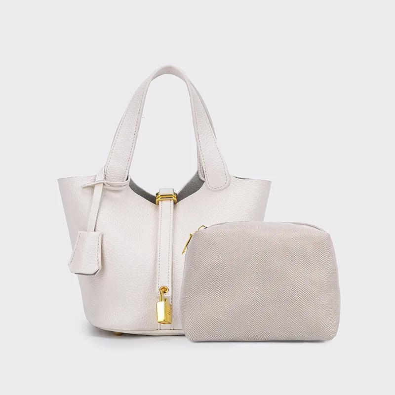 Bucket Bag