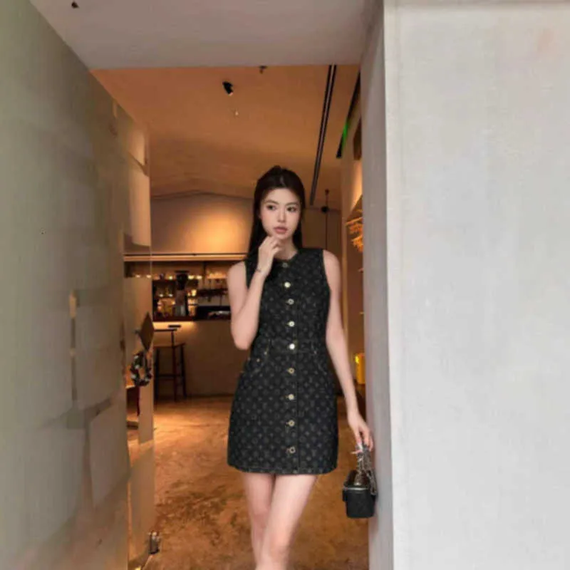 designer fall dresses Affordable Amazon Victoria Silk Button Down Midi