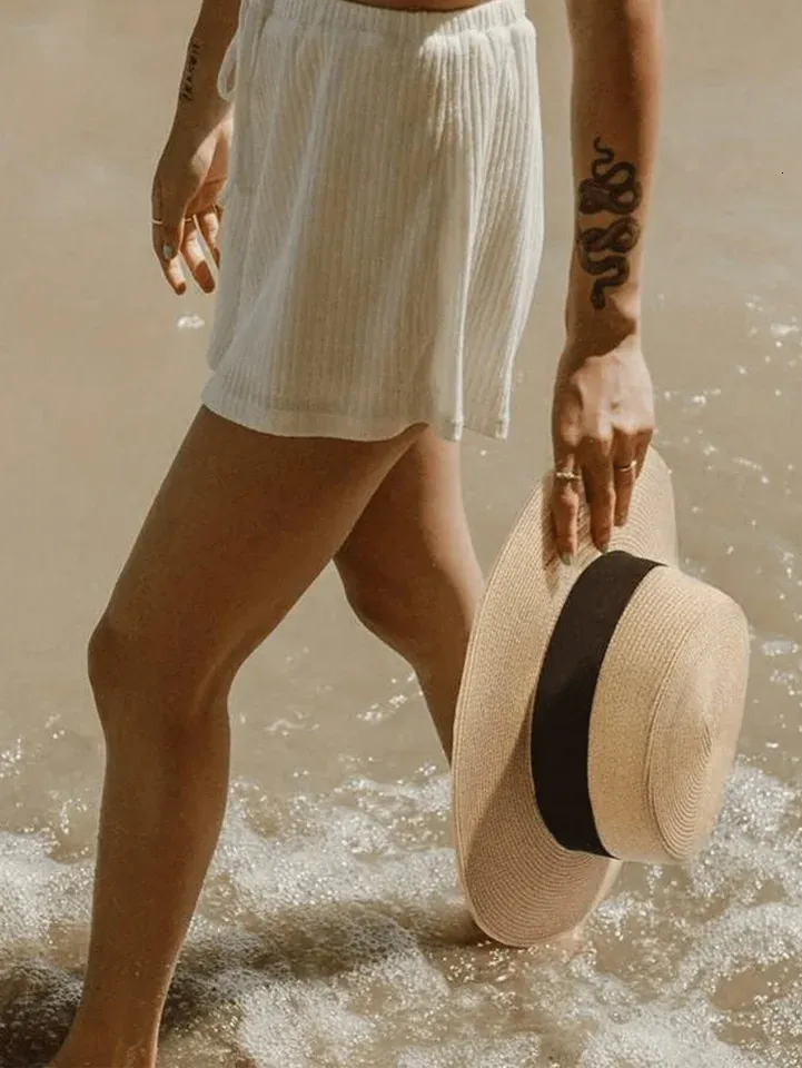 Straw Sun Hat Wide Brim UV Protection Panama Boater Hat for Women Men Straw Wide Brim Boater Hat with Shell Detail - Universal  main image 2