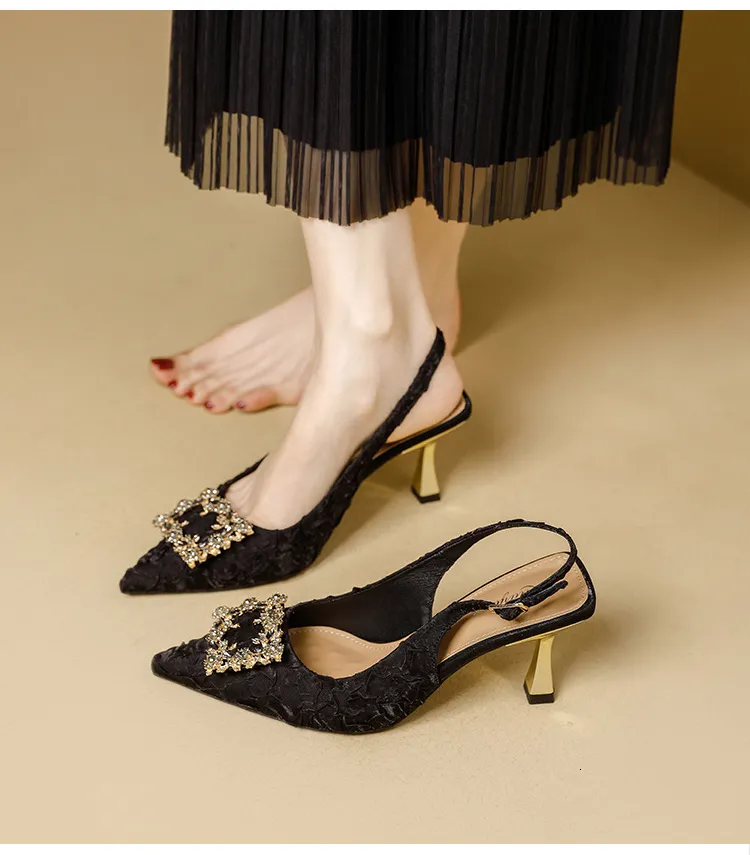 Women's Pointed Toe Crystal Buckle Slingback Heels Wedding Shoes_voghion.com