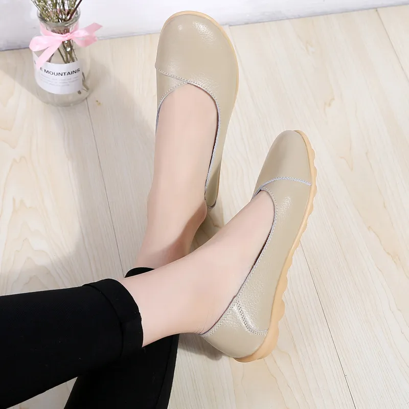 Scarpe basse da donna in pelle gialla, comode mocassini slip-on ideali per stare in piedi tutto il giorno._voghion.com