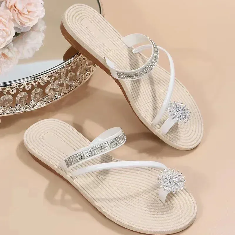 Womens Summer Fashion Beach Rhinestone Flat Slippers Y Sandals Women Ners Ner Shoes 260521_voghion.com