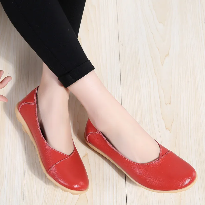Scarpe basse da donna in pelle gialla, comode mocassini slip-on ideali per stare in piedi tutto il giorno._voghion.com