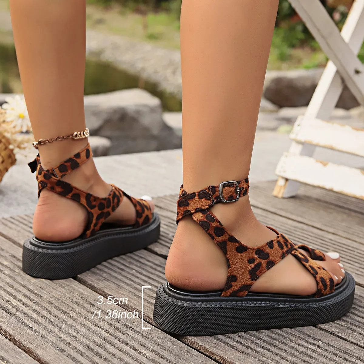 Women's Leopard Print Platform Sandals With Ankle Buckle Strap_voghion.com