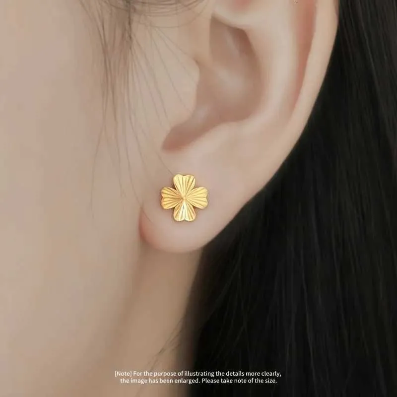 Luxurious Laser Cut Four Leaf Clover Stud Earrings Gold Plated_voghion.com