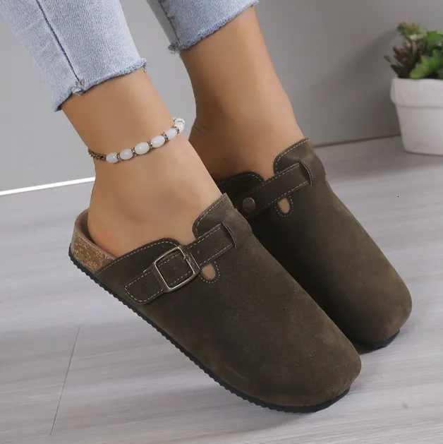 Womens Multi Colour Suede Clog Slippers With Adjustable Buckle_voghion.com