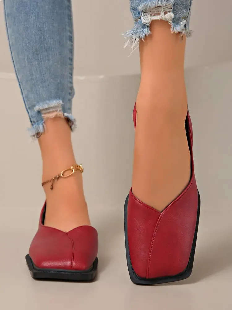 Women's Square Toe Low Heel Sandals Comfortable Summer Footwear_voghion.com