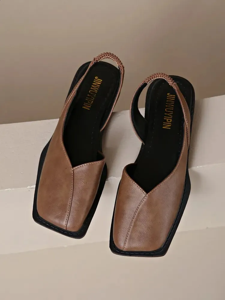 Women's Square Toe Low Heel Sandals Comfortable Summer Footwear_voghion.com