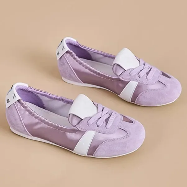 Flerfärgade retro ballerinaskor i mocka och satin för dam_voghion.com