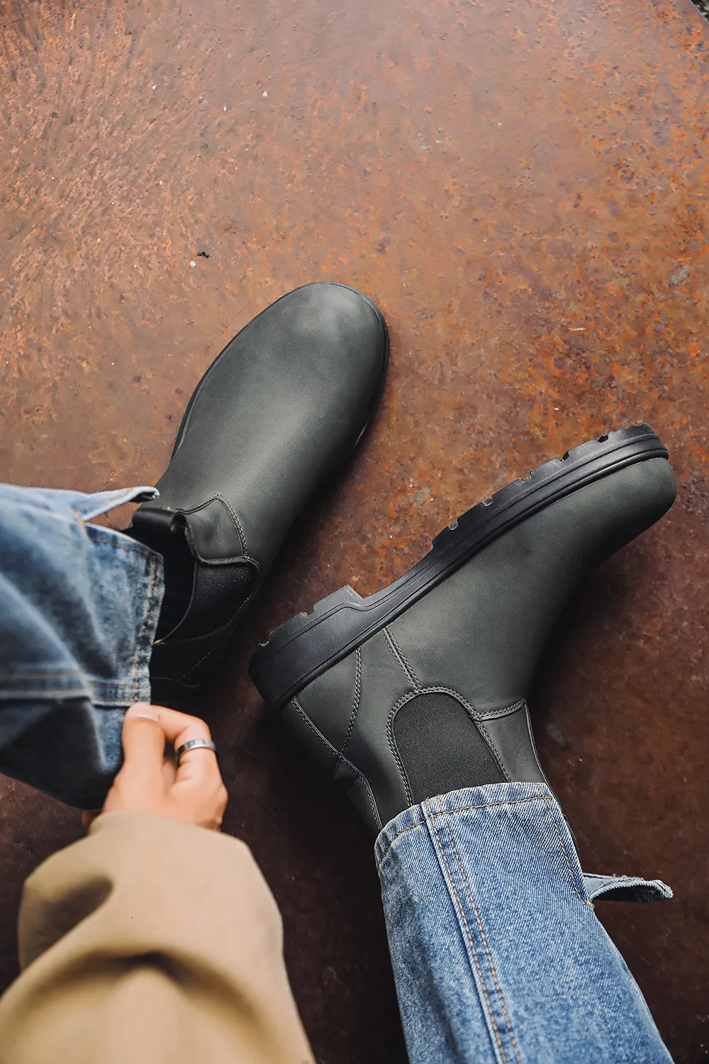 Botas chelsea de couro cinza masculinas para estilo casual_voghion.com