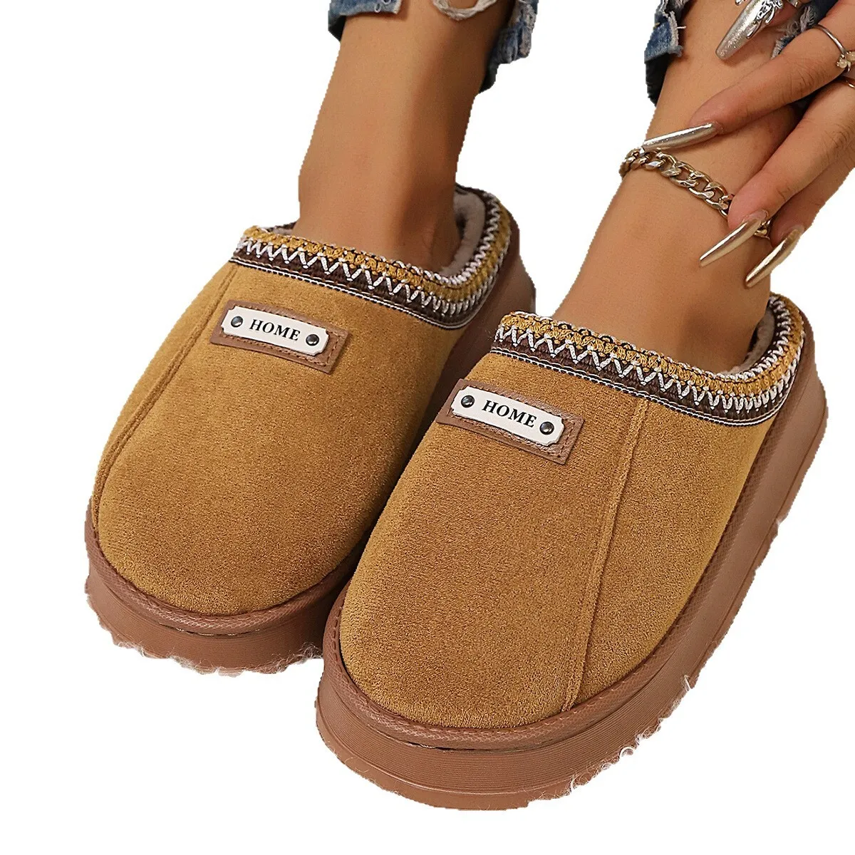 Womens Embroidered Trim Platform Mule Summer Comfort Slippers Warm Fleece Lined Indoor Outdoor Footwear_voghion.com