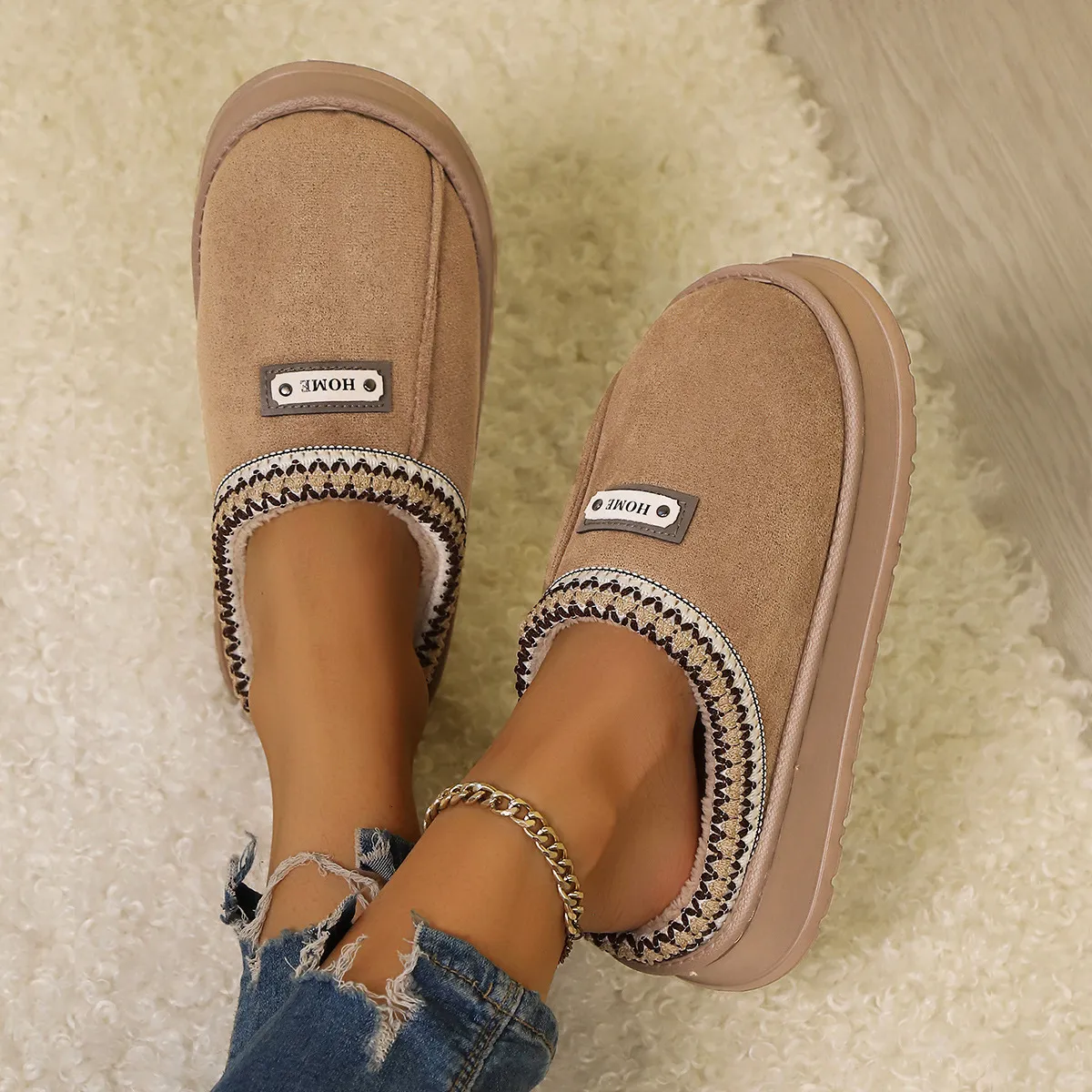 Womens Embroidered Trim Platform Mule Summer Comfort Slippers Warm Fleece Lined Indoor Outdoor Footwear_voghion.com