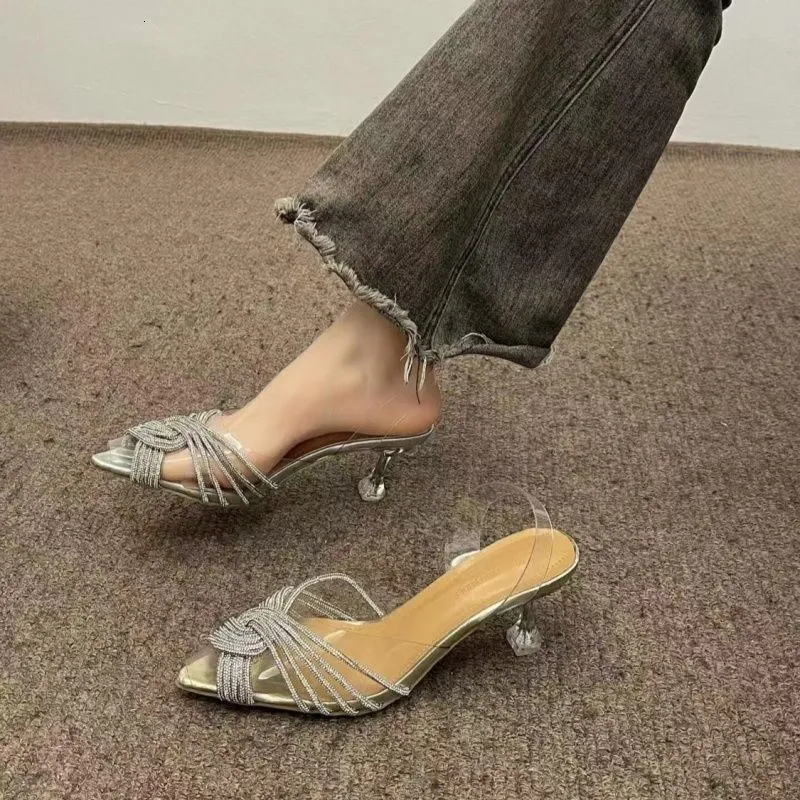 Womens Silver Rhinestone Slingback Stiletto Heels Pointed Sandals_voghion.com