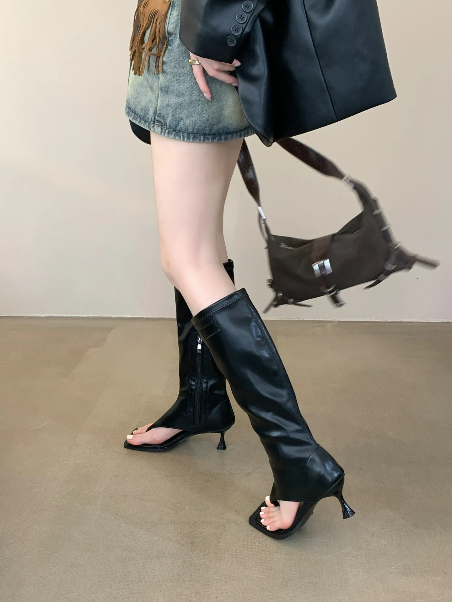 Womens Black Stiletto Knee High Boots With Side Zipper Peep Toe_voghion.com