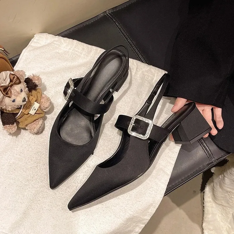 Pointed Toe Block Heel Sandals Spring Bright Diamond Square Button High Heeled Single Shoes 260530_voghion.com
