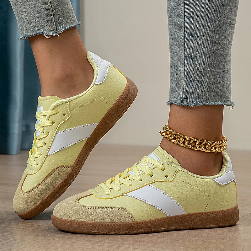 Retro-Sneaker für Damen mit Zebramuster, orangefarbenen, rutschfesten Schnürsenkeln und Gummisohle – perfekt für lässigen Streetstyle und den Alltag._voghion.com