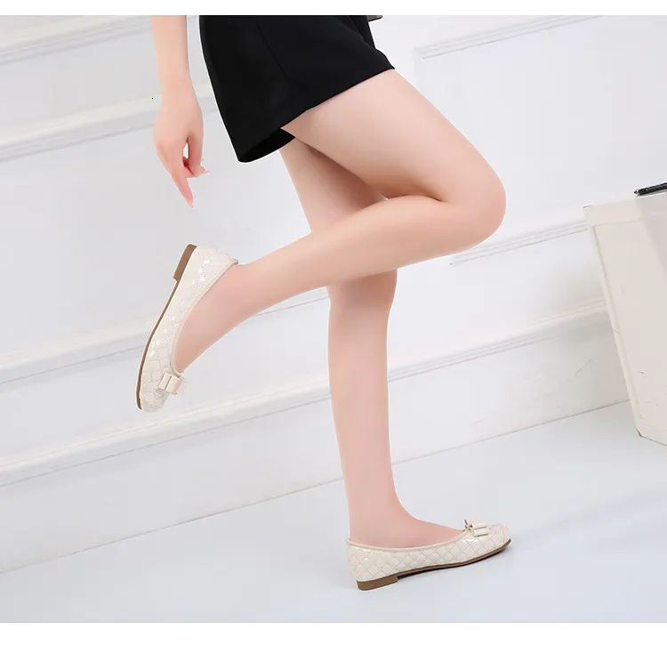 Damen Ballerinas Aus Gestepptem Lackleder Mit Schleife Und Absatz_voghion.com