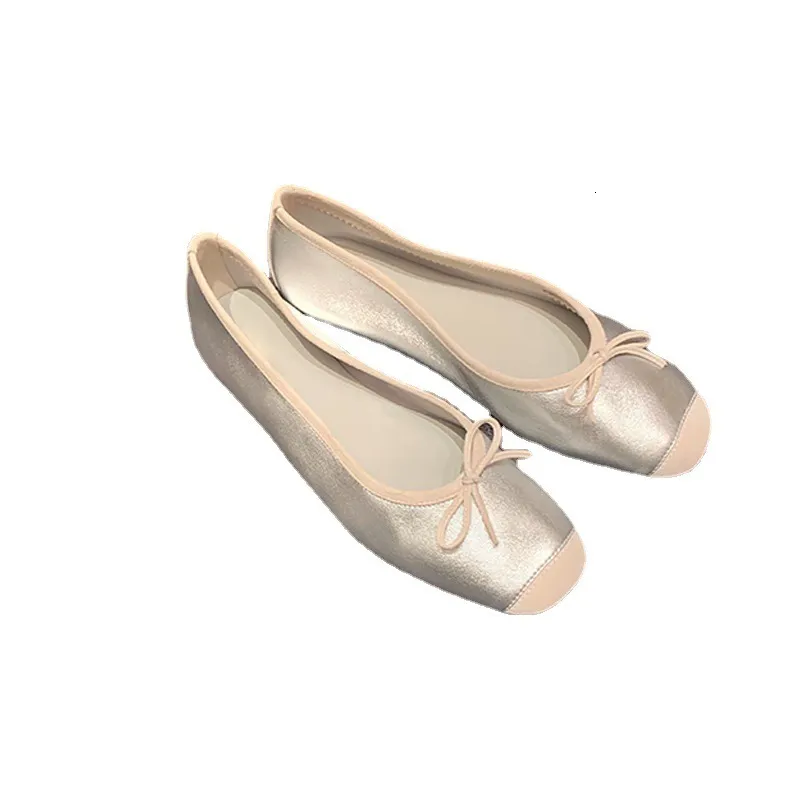 Sommerliche Komfort-Ballerinas für Damen mit Schleife, eckiger Zehenpartie und weichem Leder._voghion.com