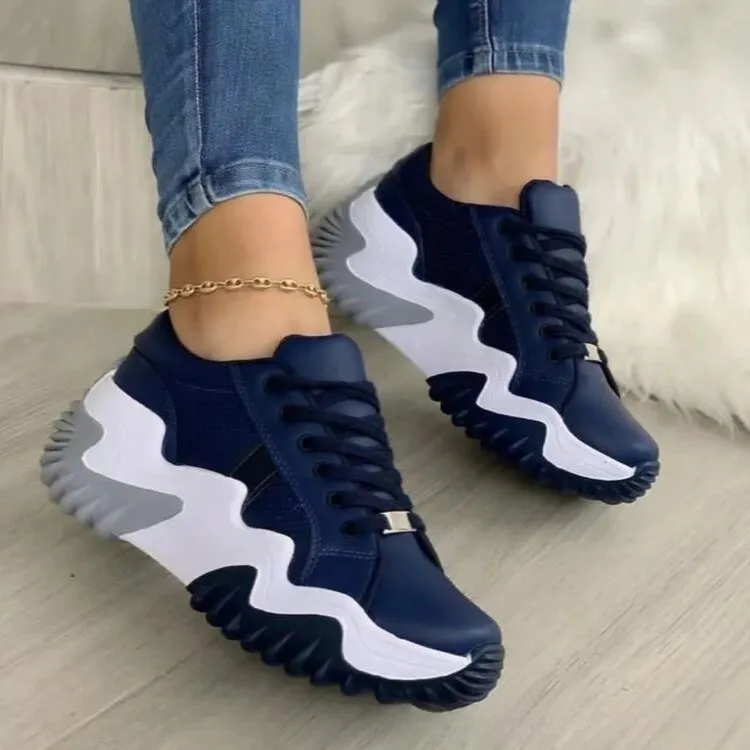 Womens Black White Wavy Chunky Platform Sneakers Non Slip Lace Up Casual Street Shoes_voghion.com