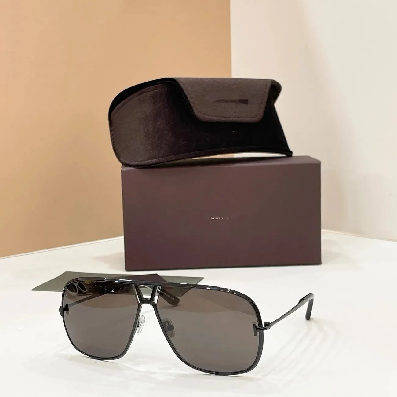 Retro Aviator Sunglasses Vintage Classic Square Metal Frame Trendy Shades Amazon.com: Fozono Retro Aviator Sunglasses for Women Men  main image 4