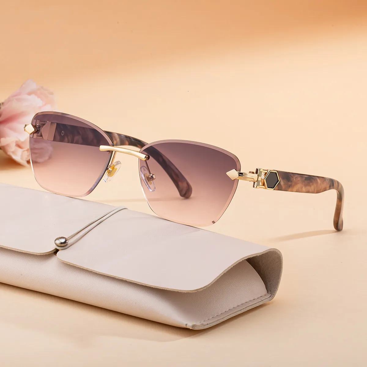 New European And American Fashion Cat Eye Rimless From