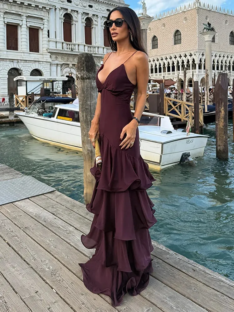 chic lady dresses Colorful Gradient Stripes Knitted Long Dresses Elegant Women O Neck Sleeveless Slim Robes Summer Chic Lady Vacation Beach Wear