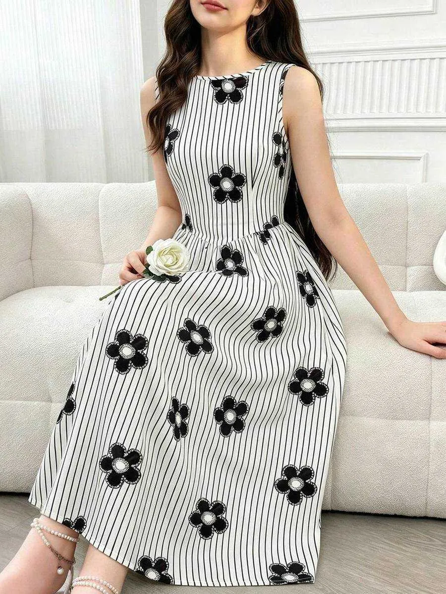 white dress with black accents One-Shoulder Fitted - Color:Offwhite scattered black and white LA1 Maxi Dress Birthday Dress