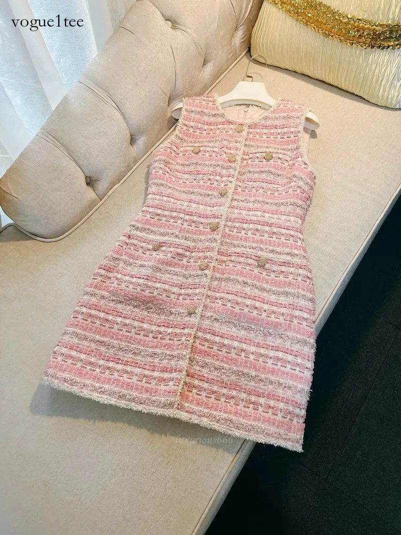 sandro pink tweed dress Sandro Pink Tweed Mini Dress by Sandro
