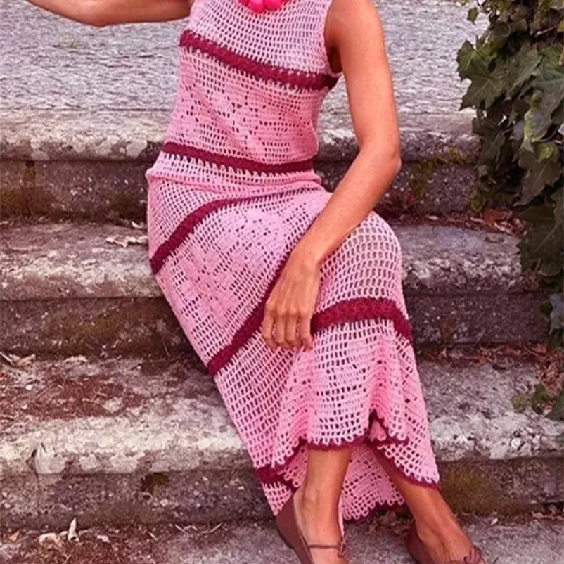 Casual Hollow Knitted Dress For Women Fashion O-neck Sleeveless Contrasting Striped A-line Long Dress Spring Summer Style 260627
